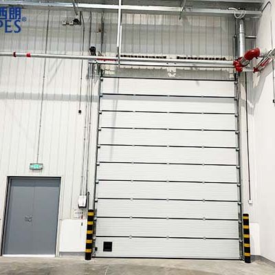 提升门使用不锈钢门板对上海厂房外围有何帮助