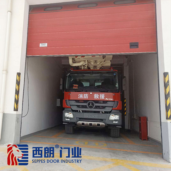 上海消防队专用车库红色应急工业提升门