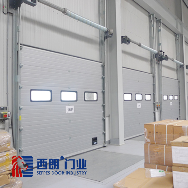 青浦钢结构厂房加厚工业提升门