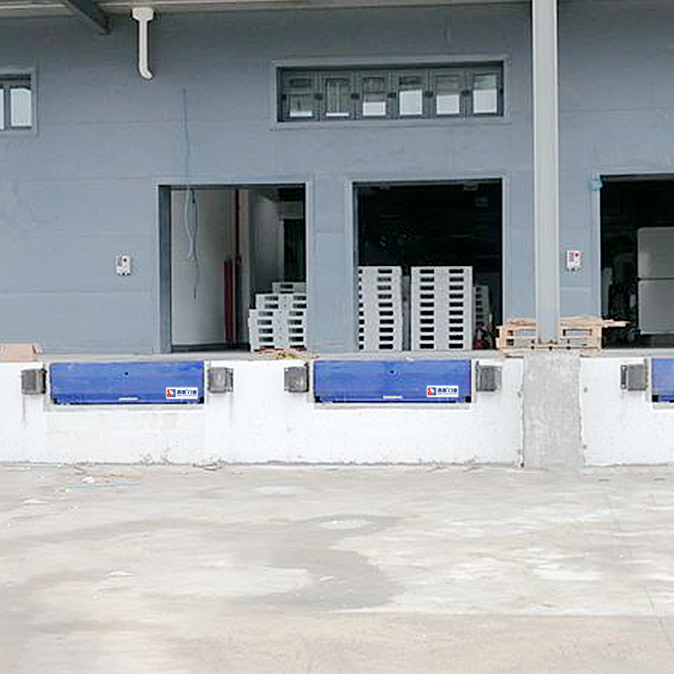 上海码头区域液压泵升降装卸货平台