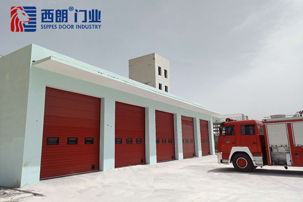 上海消防站工业提升门1.jpg
